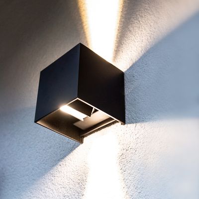 Dimmable LED wall FUNK - 3500K, CRI92, IP65, black Dimmable LED wall FUNK - 3500K, CRI92, IP65, black