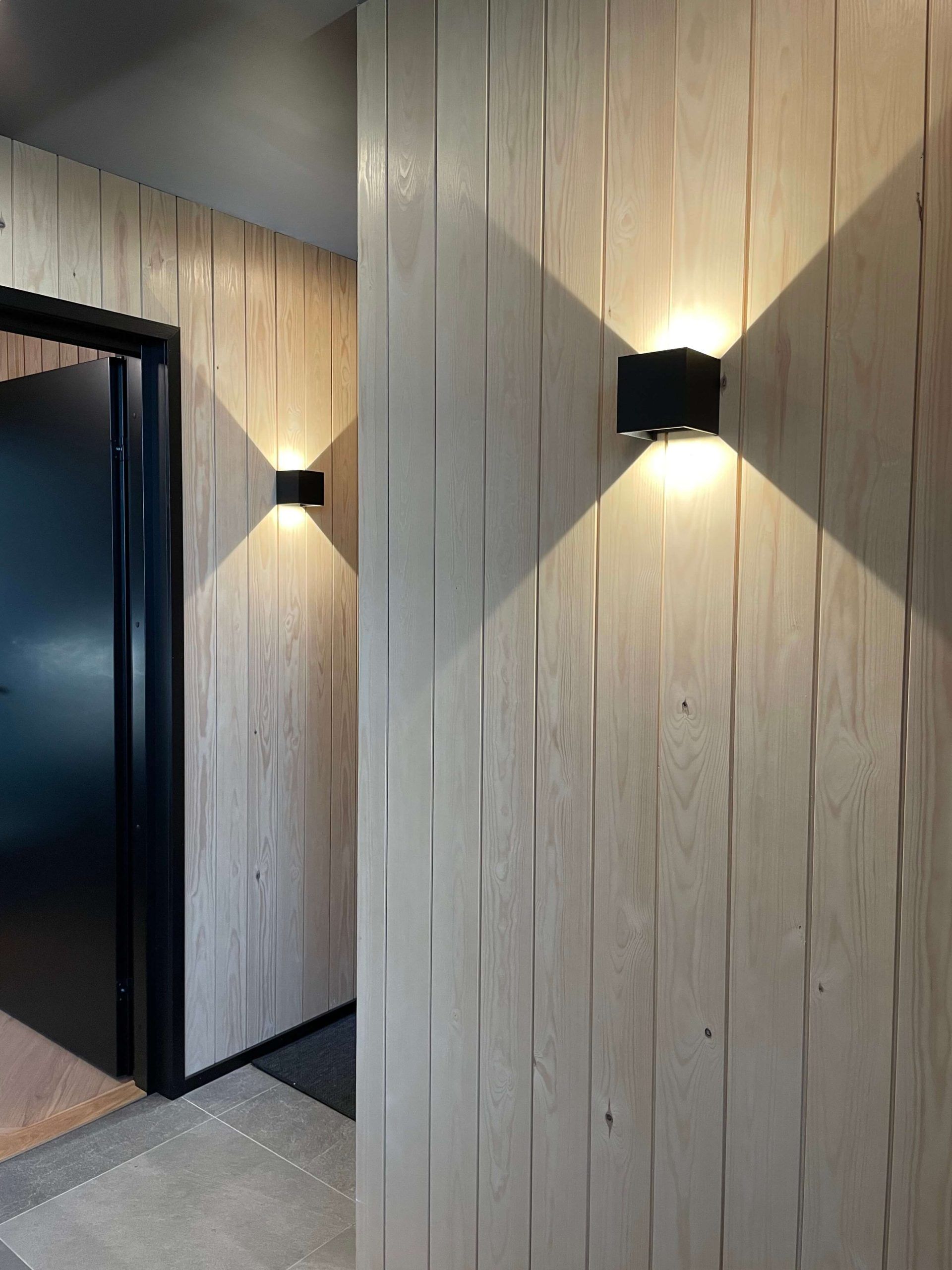 Funk wall lamp for inside and outside